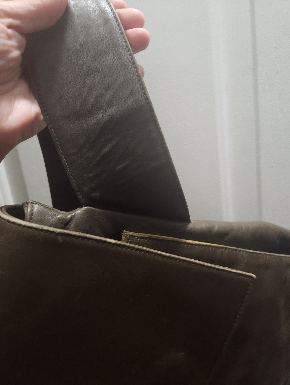 Hester Van Eeghen Amsterdam Leather Men's Bag - Picture 9 of 10